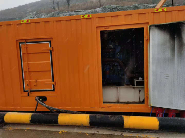 冷水江发电机出租 柴油发电机组电压低报警怎么办？