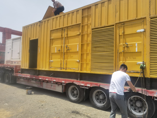 冷水江除了负载情况和发动机维护，还有哪些因素会影响 200kw 柴油发电机的油耗？